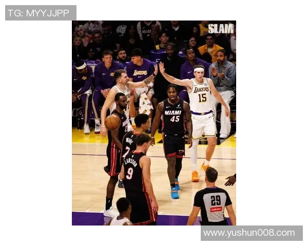 热火与湖人第五场激战回顾球星对决引发全场热潮